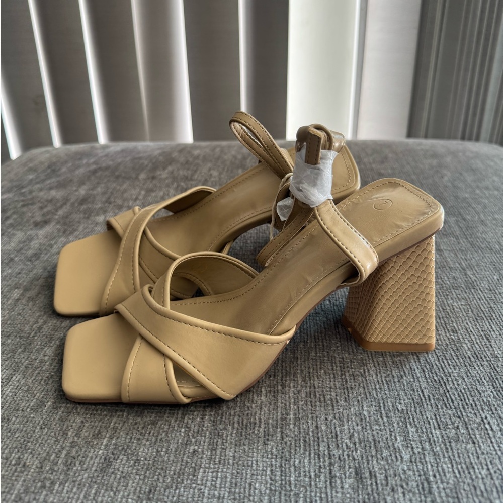 Amazon Elegant Beige Strappy Heels